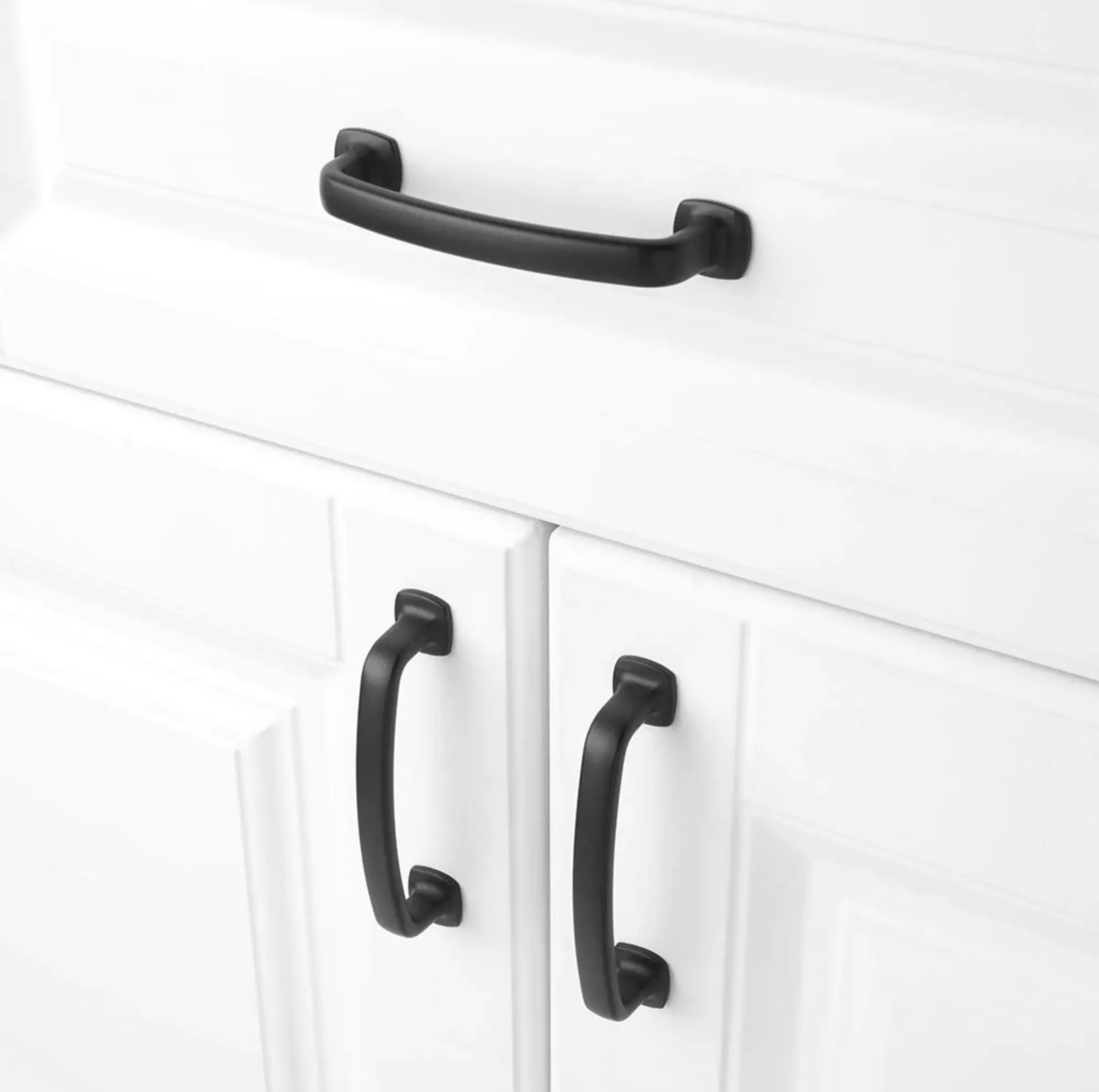 Diversa Matte Black Trinity 3-3/4" (96mm) Cabinet Drawer Pull