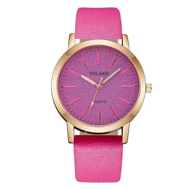 Elegant leather Strap watch