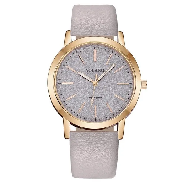 Elegant leather Strap watch