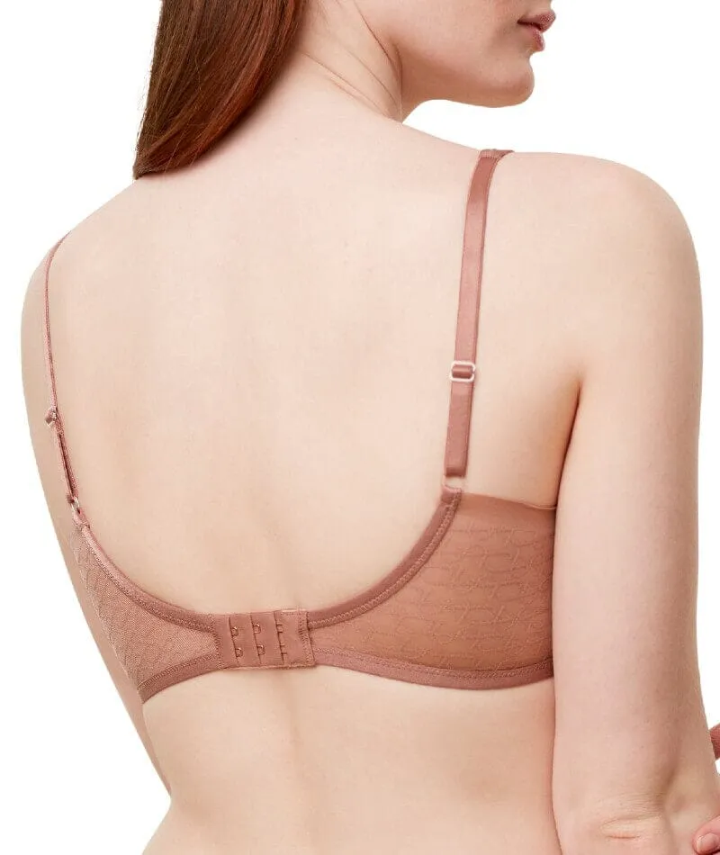 Triumph Signature Sheer Padded Wire-free Bra - Toasted Almond