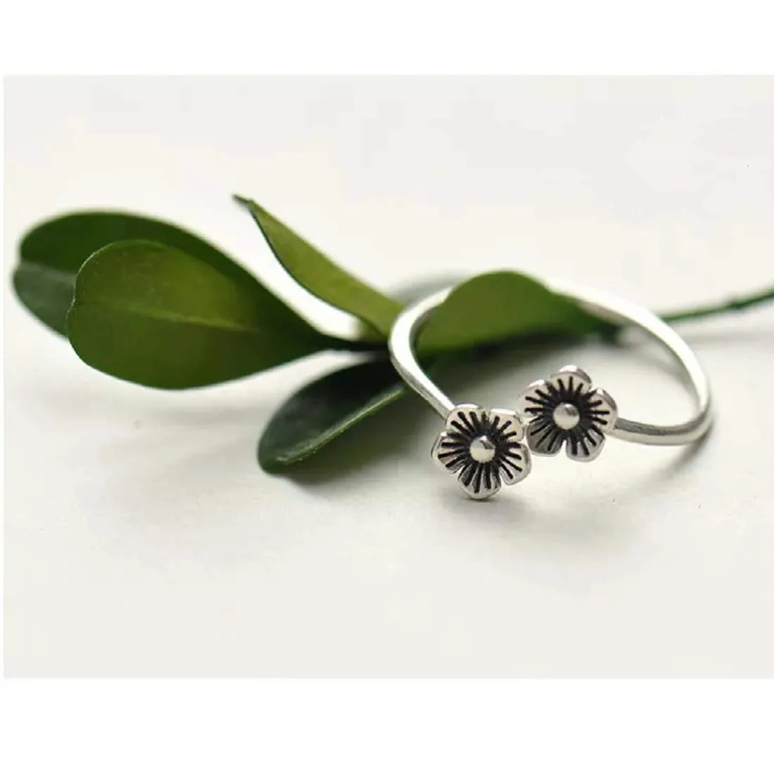 Yellow Chimes Antique Flower Design Oxidized Silver Adjustable Couple's Rings for Men and Women